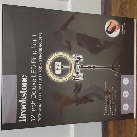 BROOKSTONE 12 IN Deluxe LED Ring Light - Picture 2 of 4